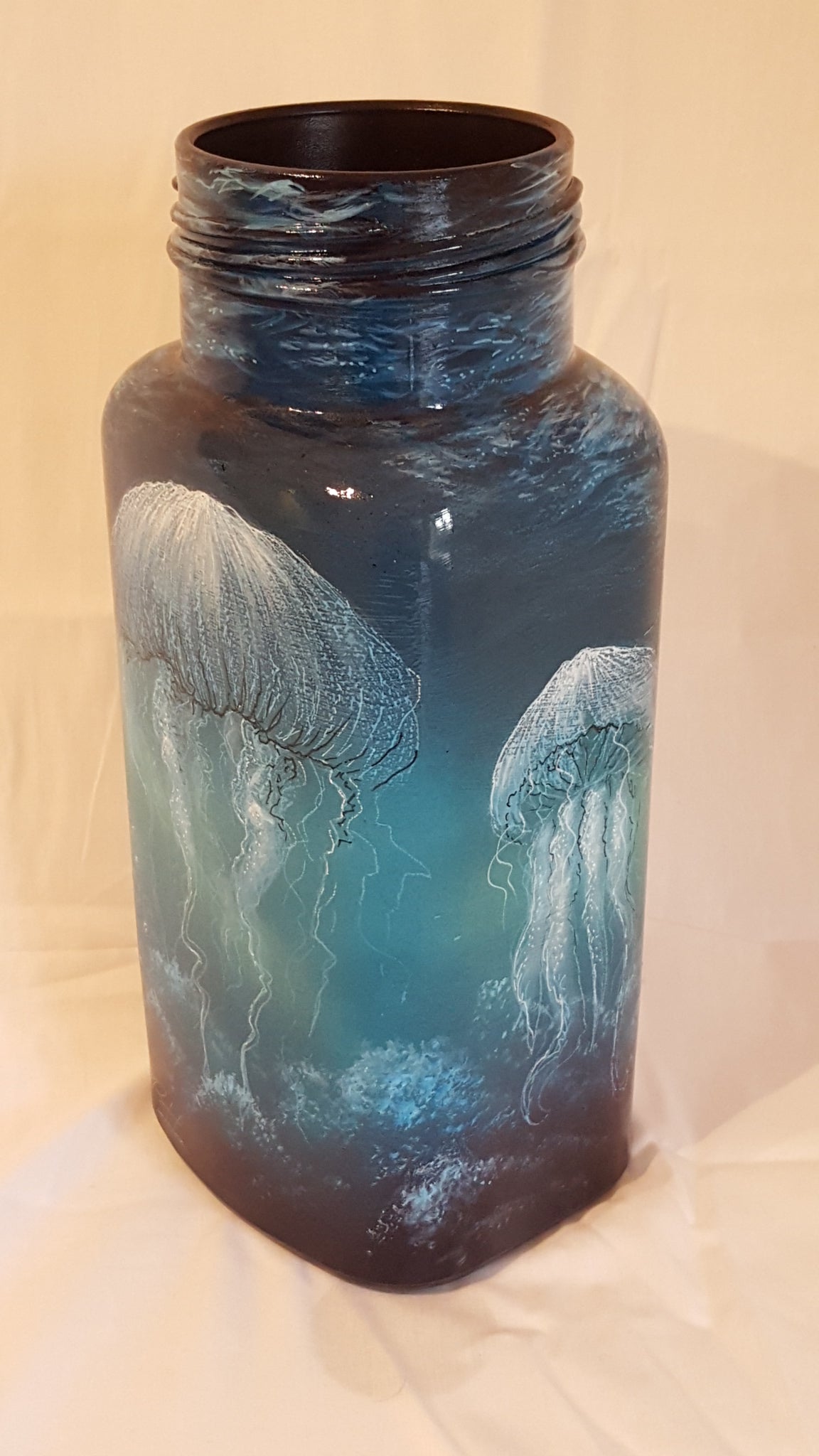 Jellyfish Jar