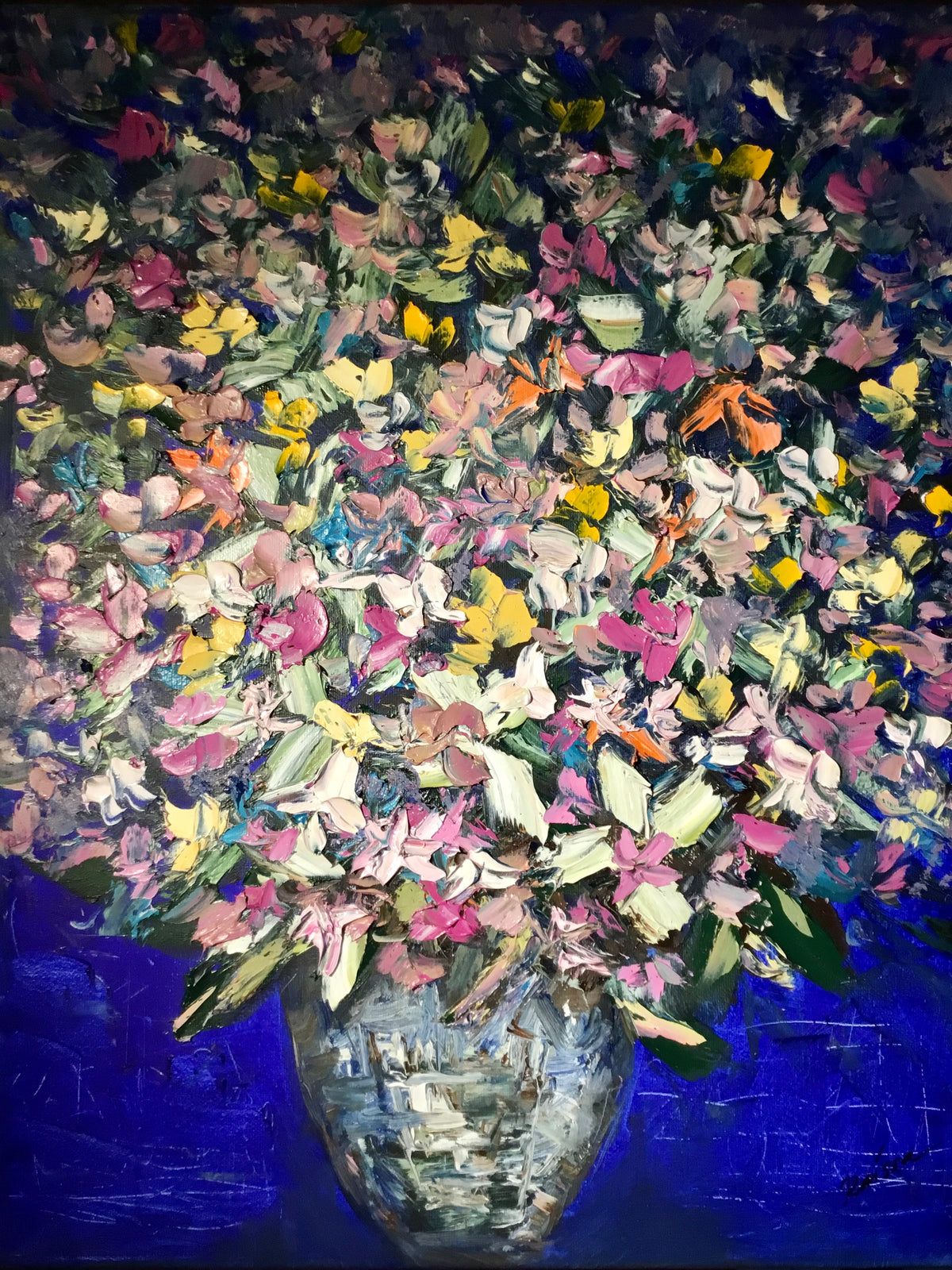 Flowers in a vase original oil impasto style painting.