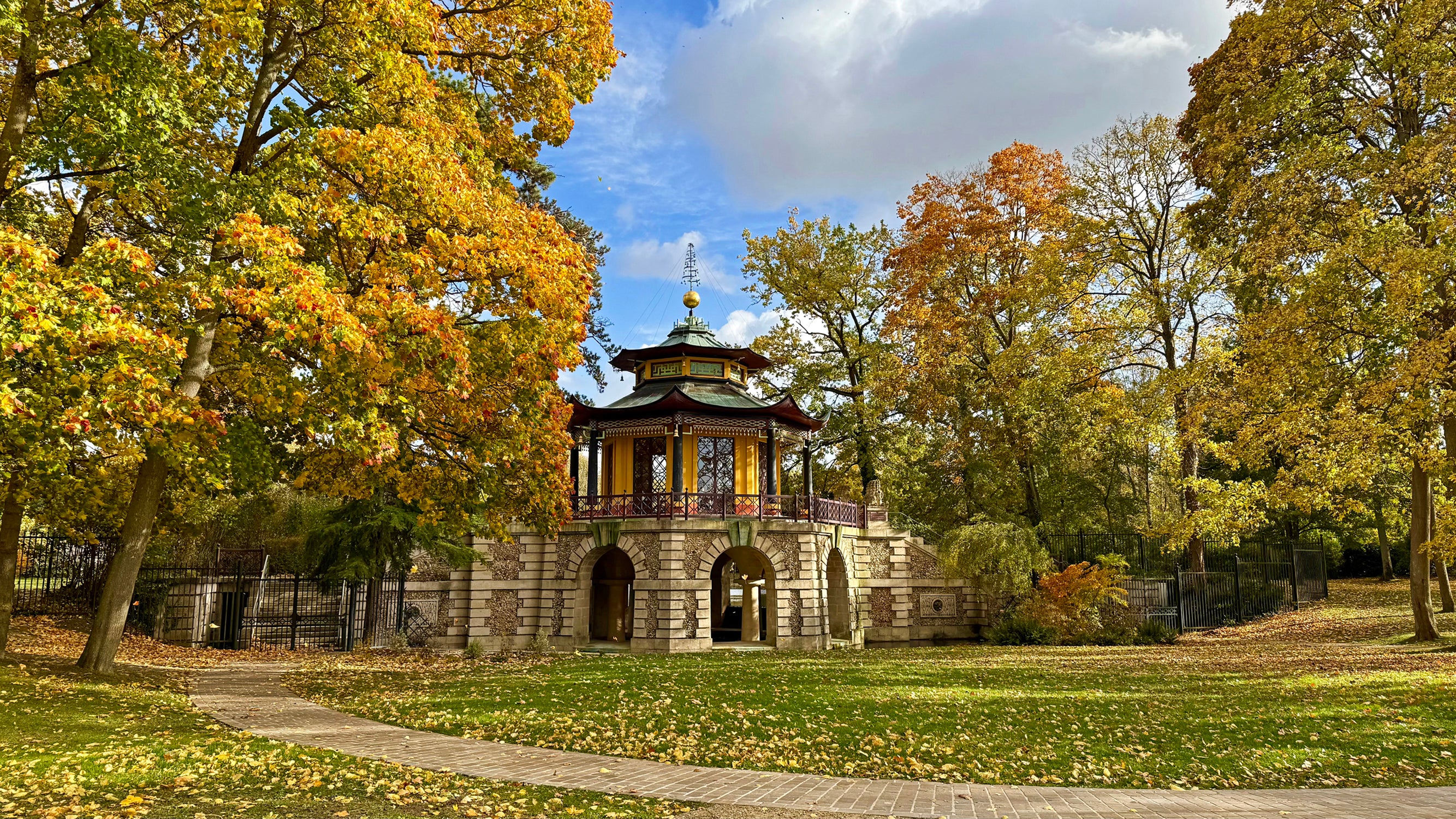 Le Pavillon Chinois en automne