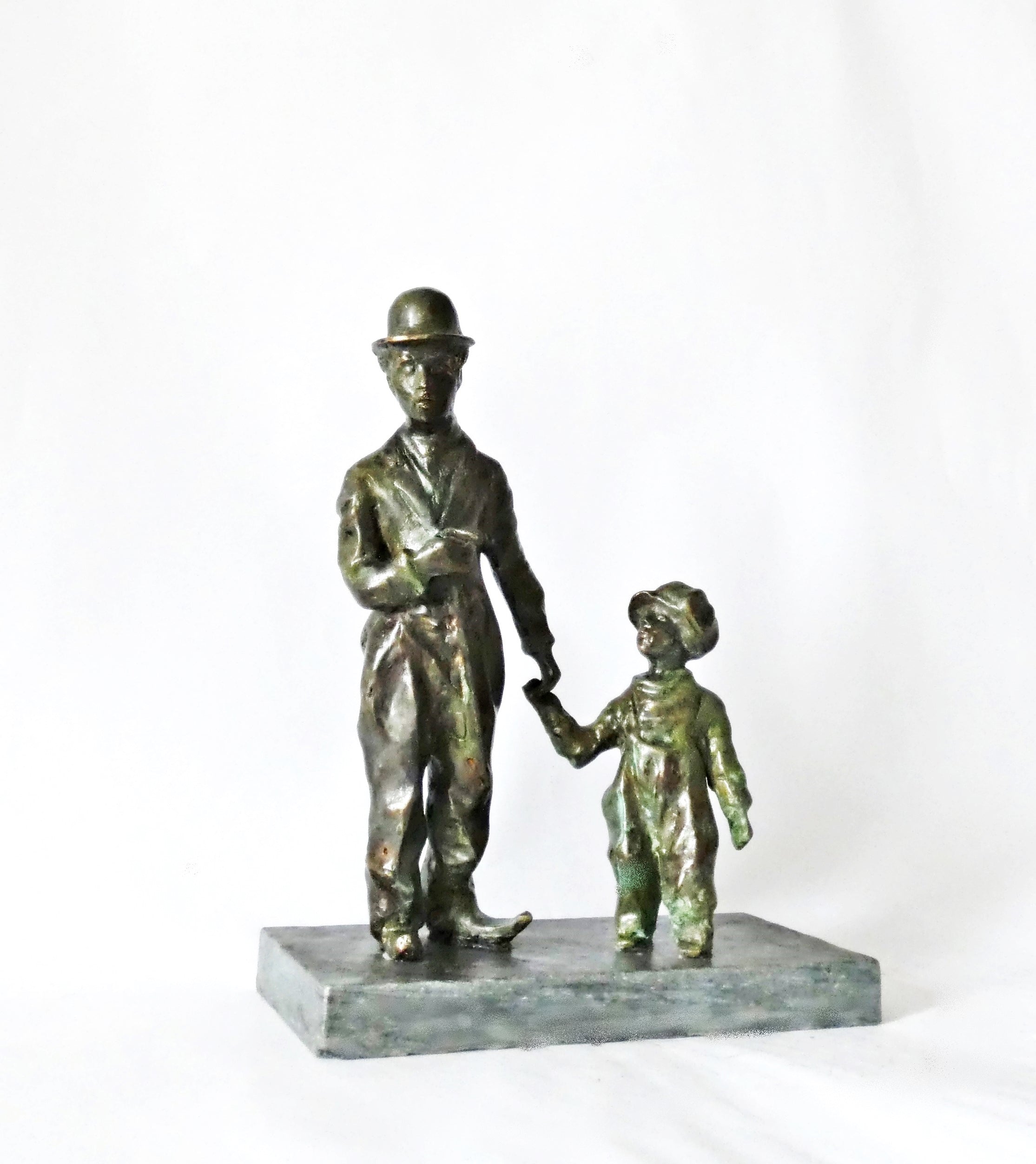 Charlie Chaplin and the Kid